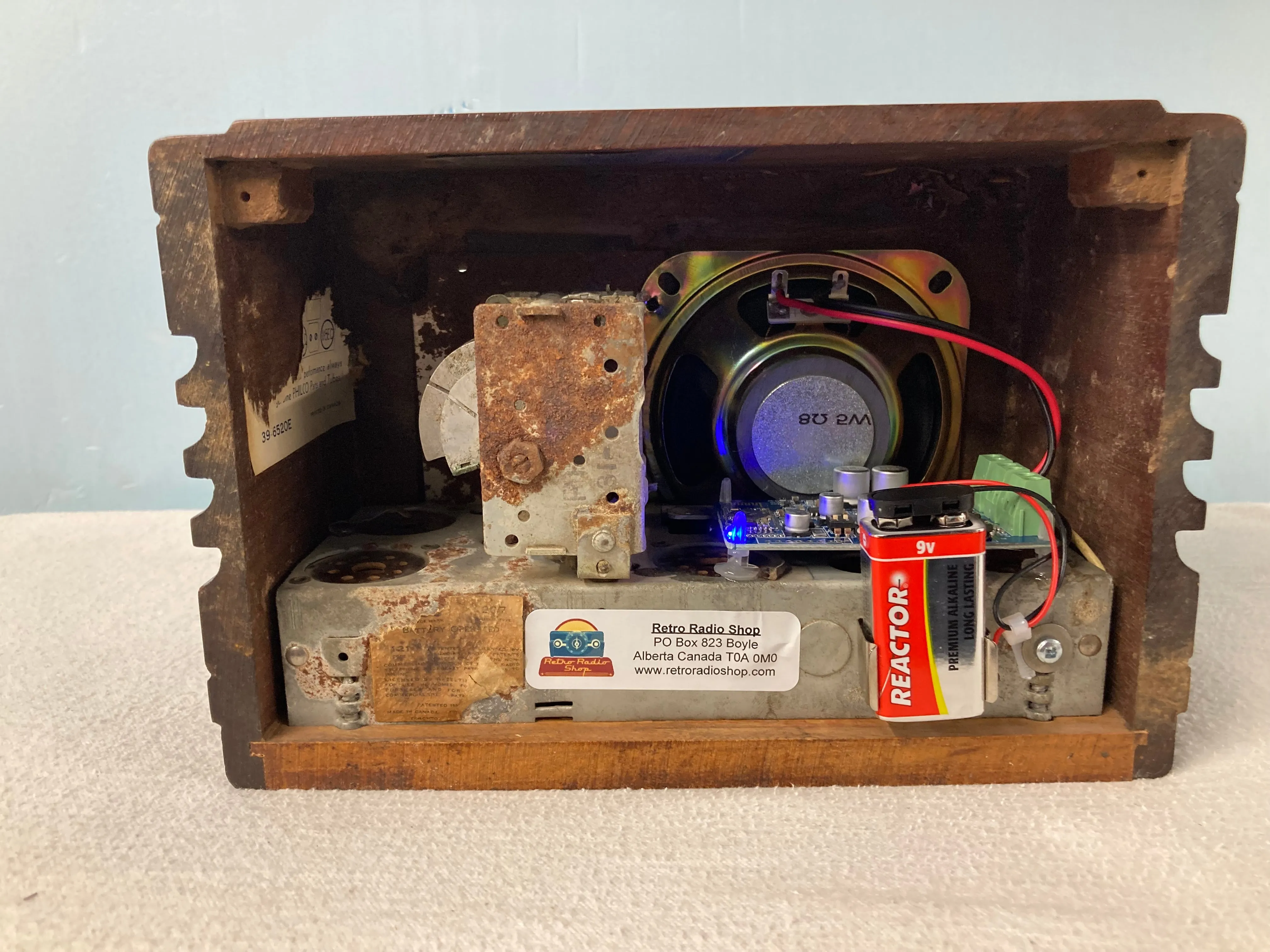 1939 Philco Midget Wood Cabinet Bluetooth Speaker With FM Option