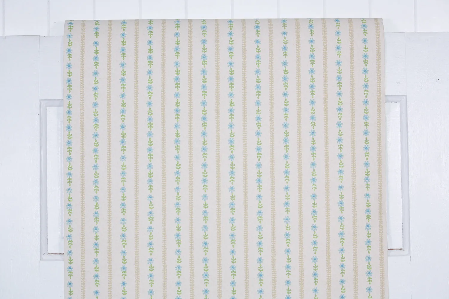 1960s Floral Stripe Vintage Wallpaper
