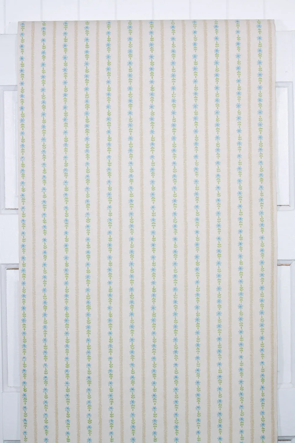 1960s Floral Stripe Vintage Wallpaper