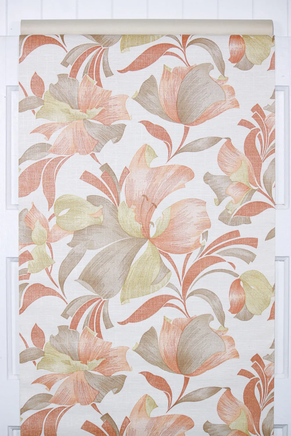 1960s Floral Vintage Wallpaper