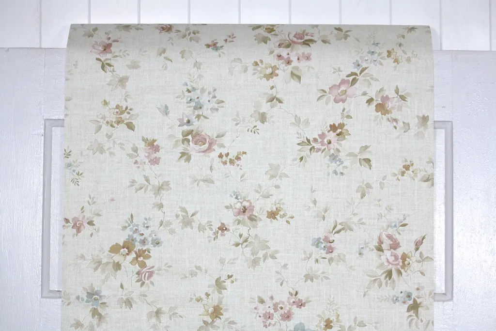1980s Floral Vintage Wallpaper
