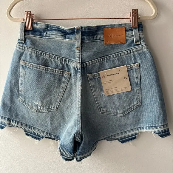 AG Jeans Alexxis Shorts in 21 Years Coastal Bay Sz 25