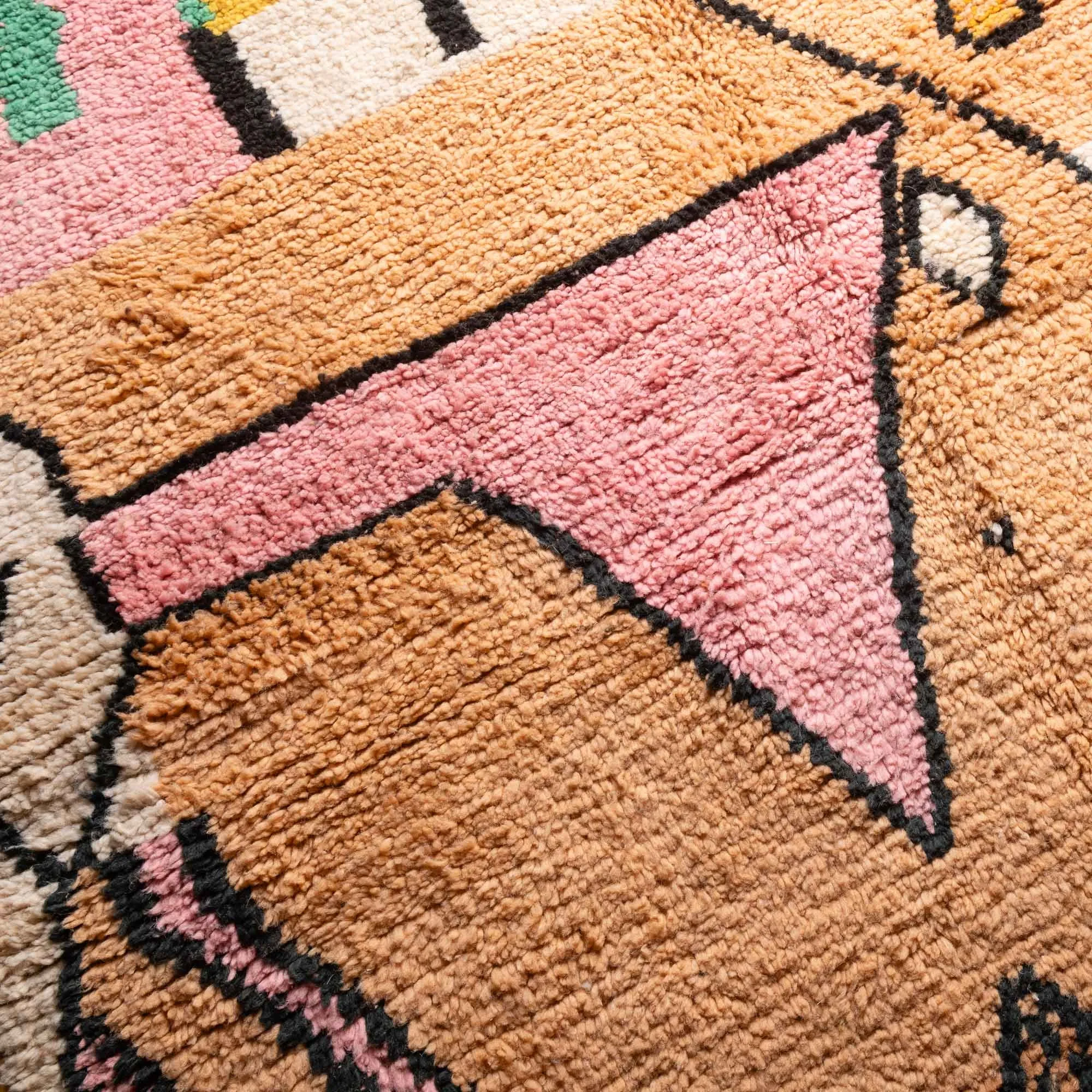 Amire - vintage boujad rug