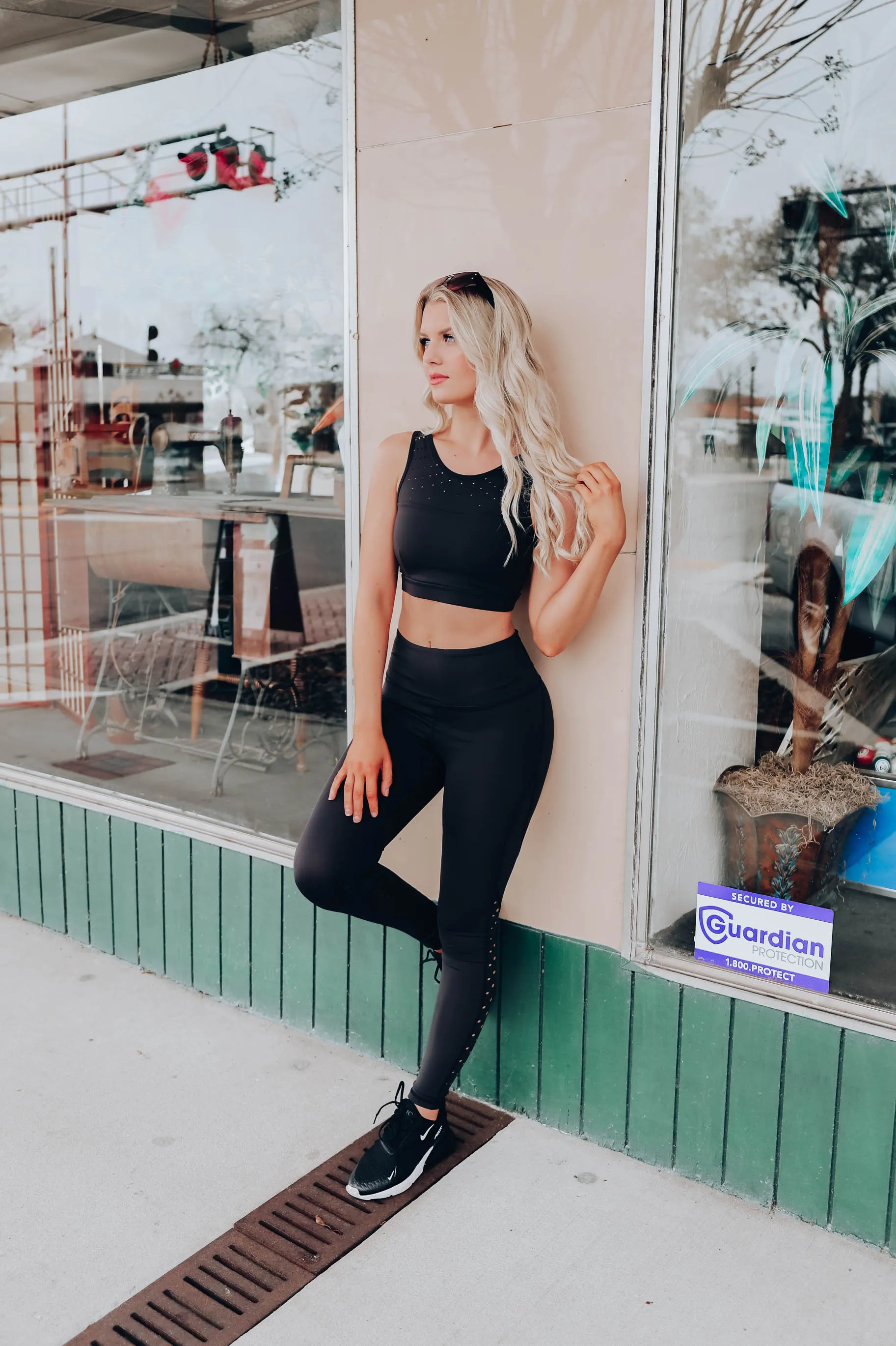 Be Determined Sports Bra - Black