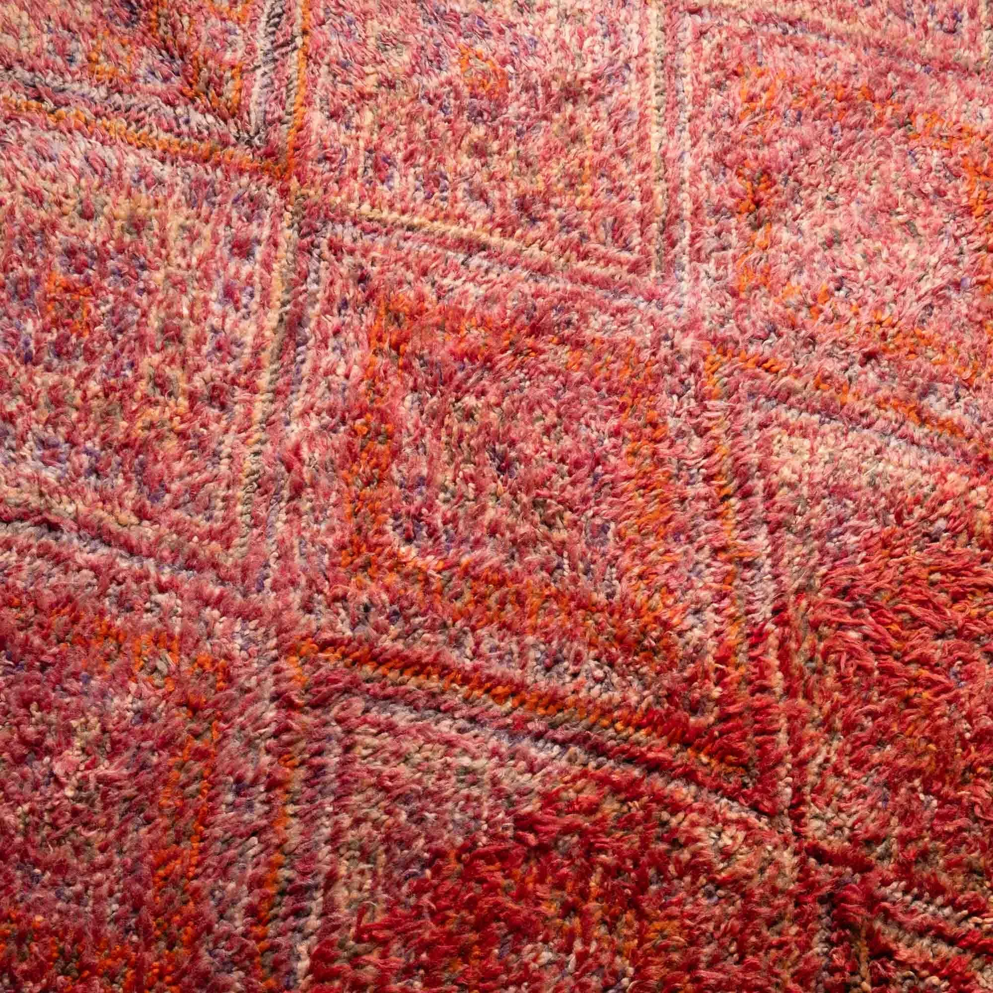 Chahinaz - vintage beni mguild rug