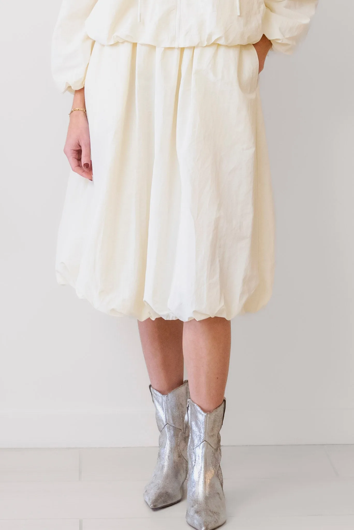 CURRENT AIR Bubble Hem Midi Skirt