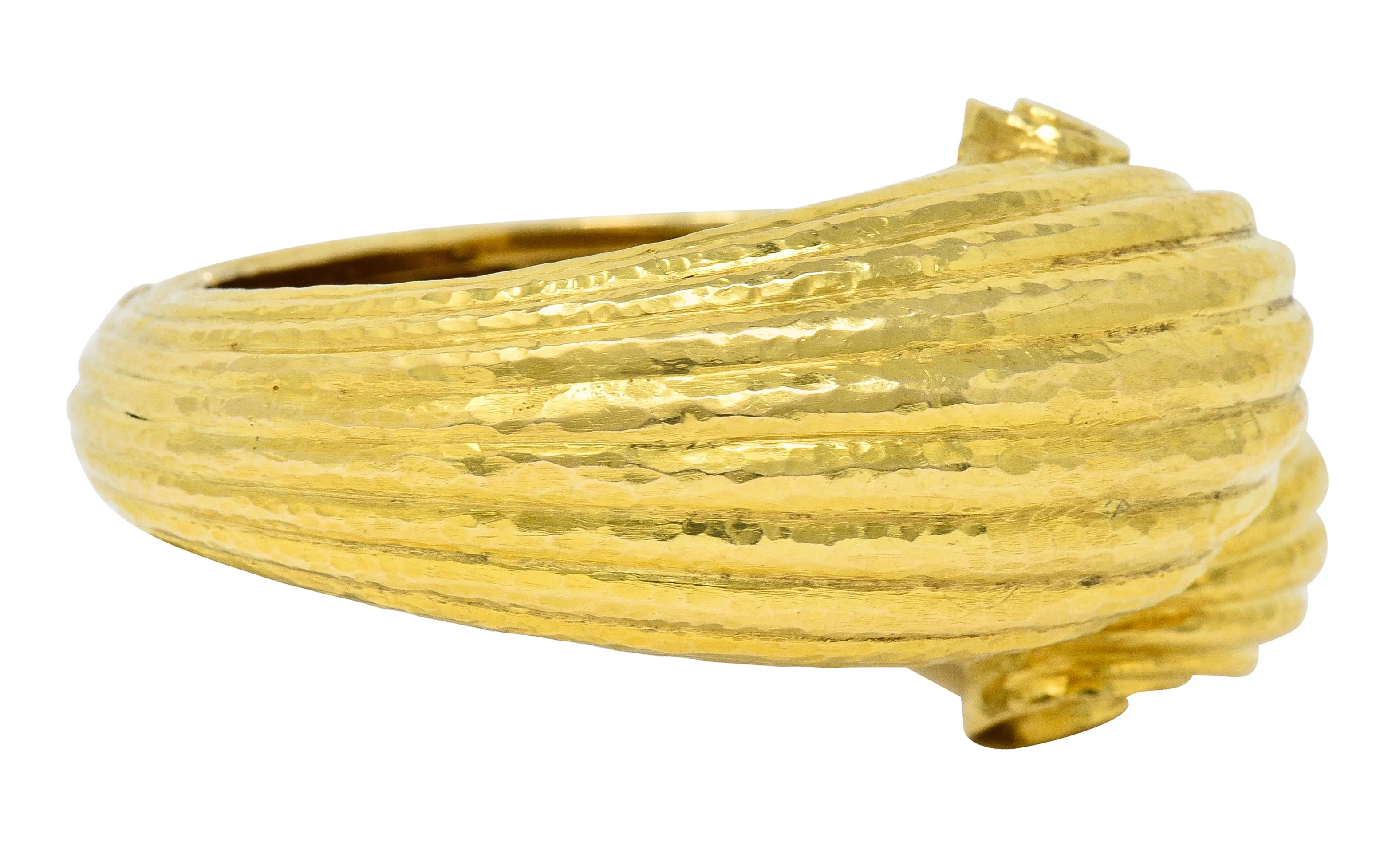 David Webb 1970's 18 Karat Yellow Gold Fluted Hammered Scroll Vintage Cuff Bracelet