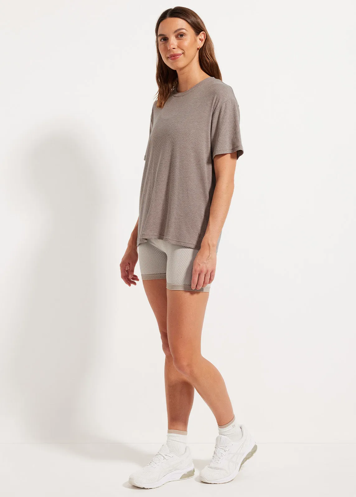 Essential Ribbed Tee
