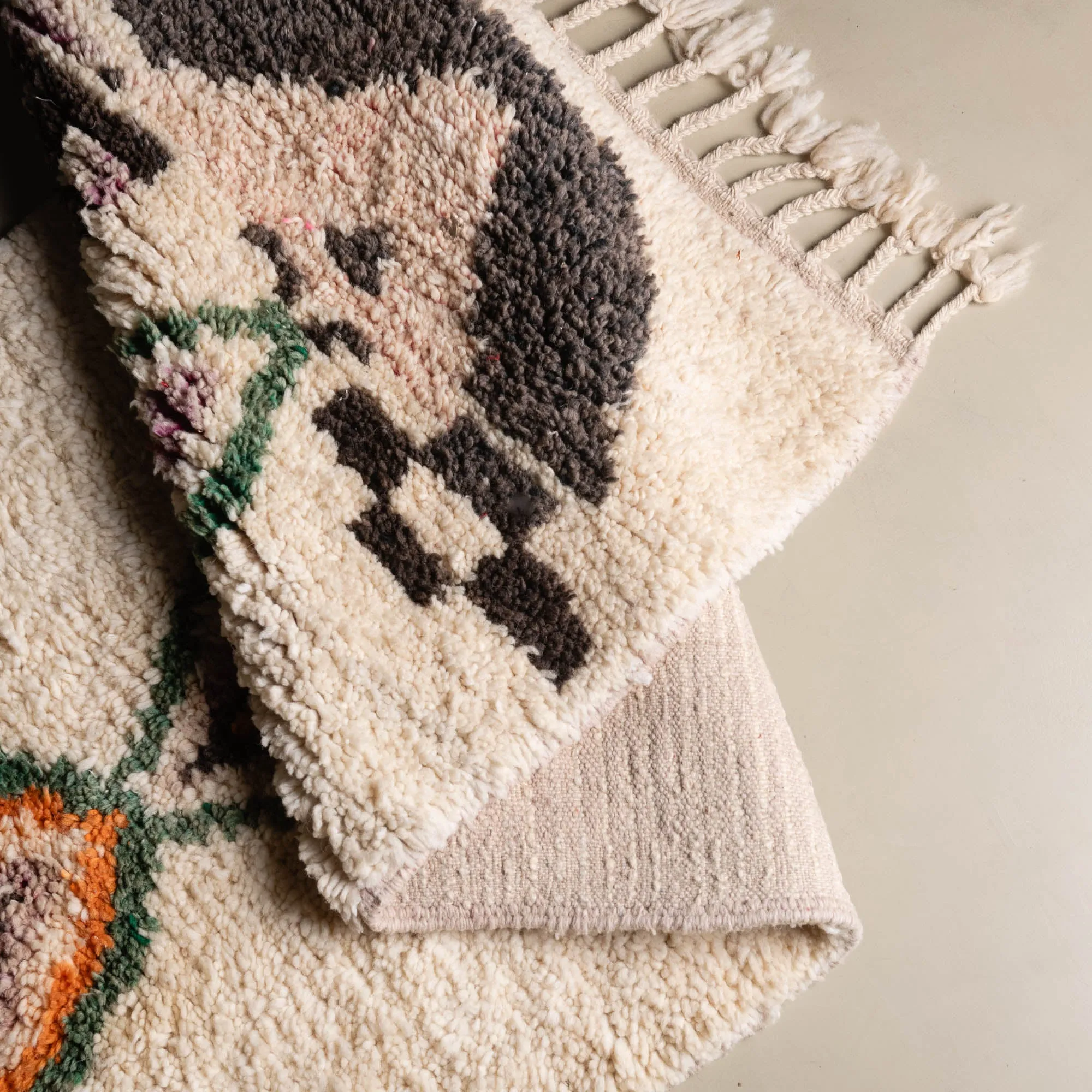 Hennuba - vintage boujad rug