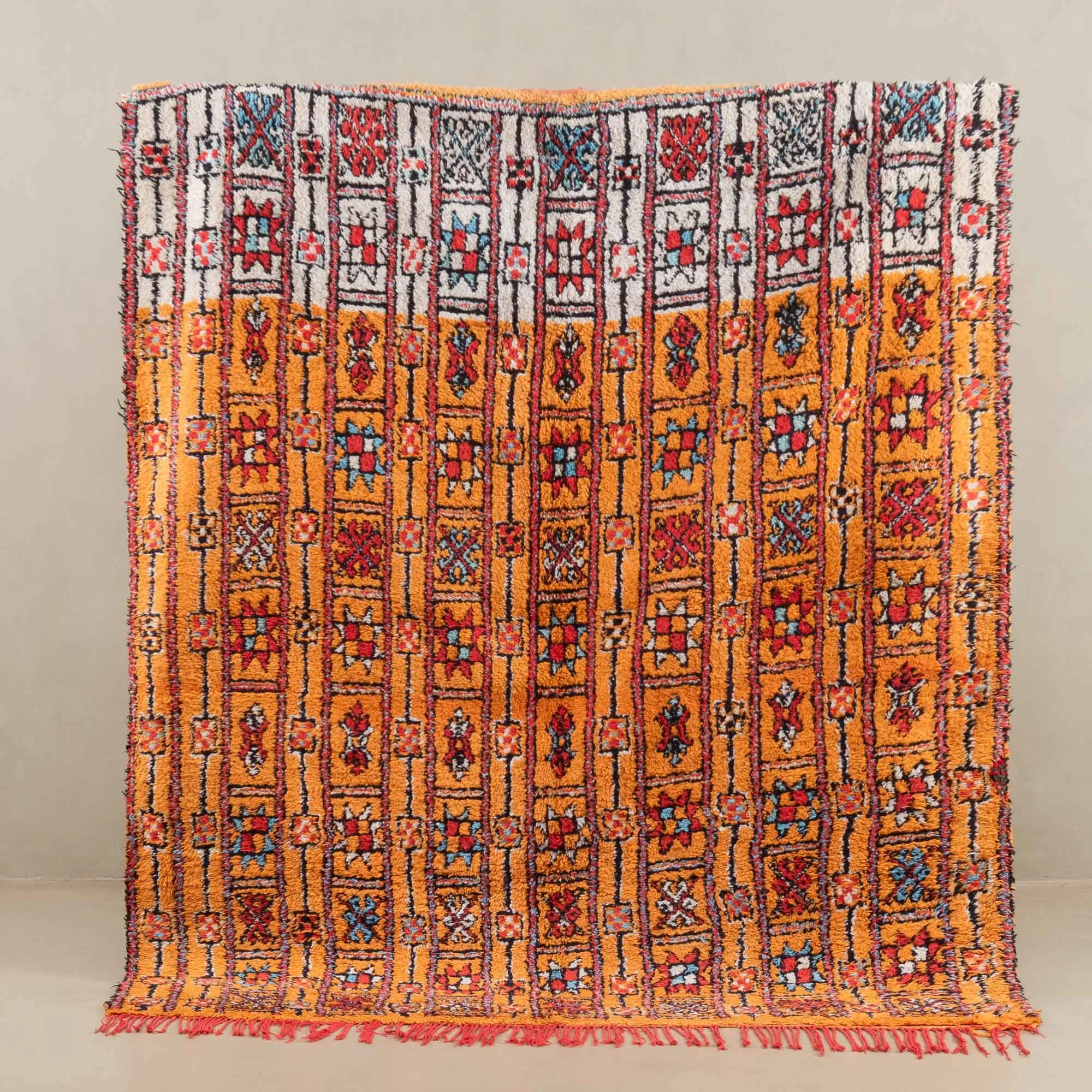 Houssna - vintage boujad rug