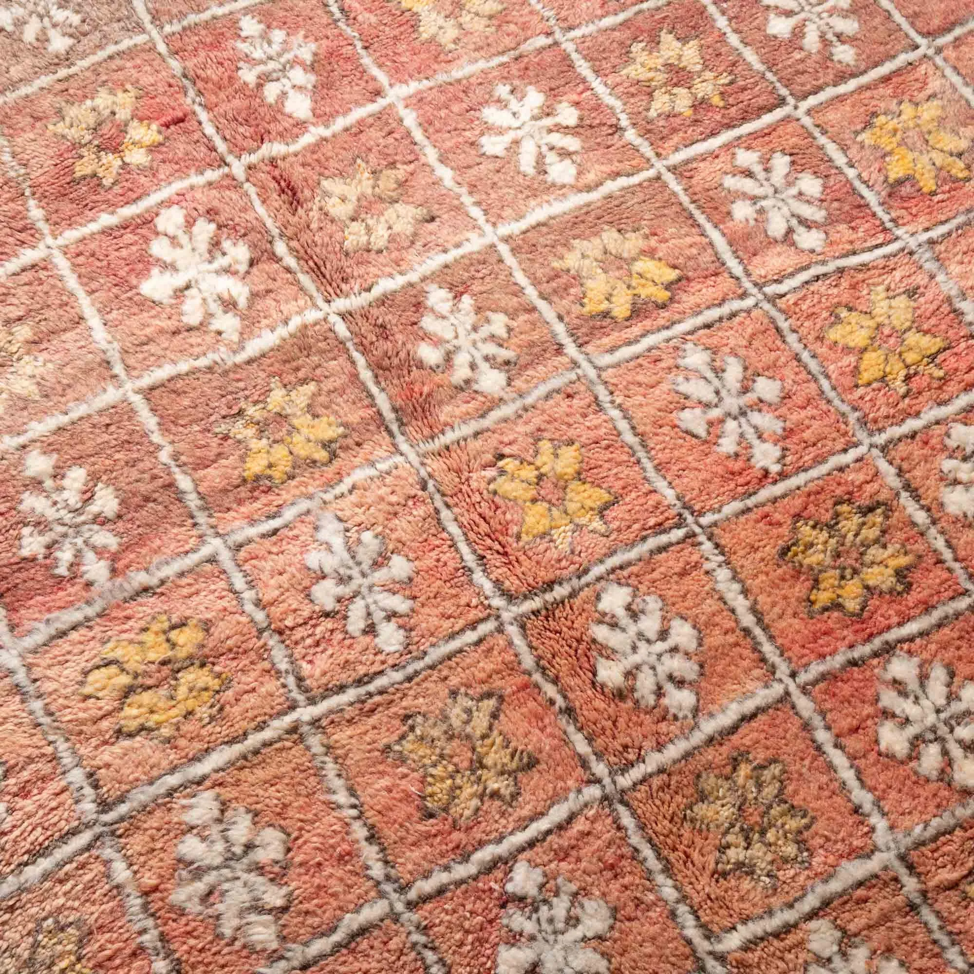 Kenza - vintage boujad rug