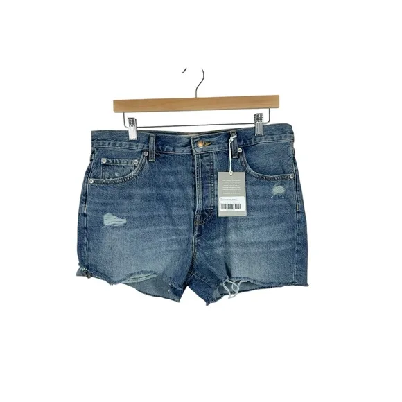 NWT Everlane Women’s The Relaxed 90’s Denim Shorts in Blue Size 30