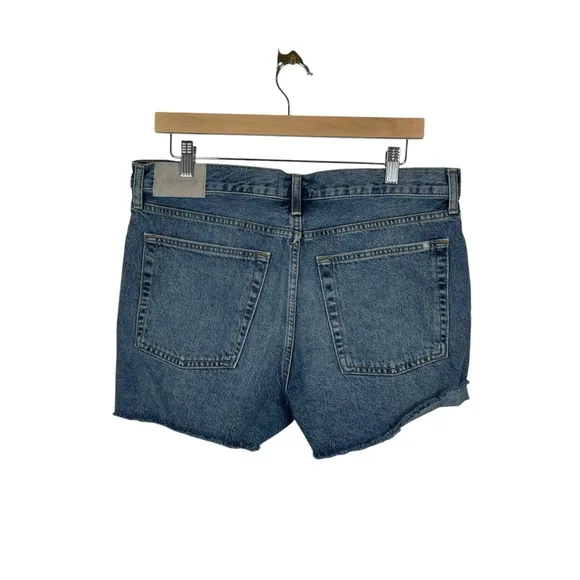 NWT Everlane Women’s The Relaxed 90’s Denim Shorts in Blue Size 30