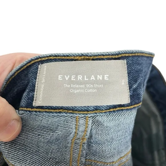 NWT Everlane Women’s The Relaxed 90’s Denim Shorts in Blue Size 30