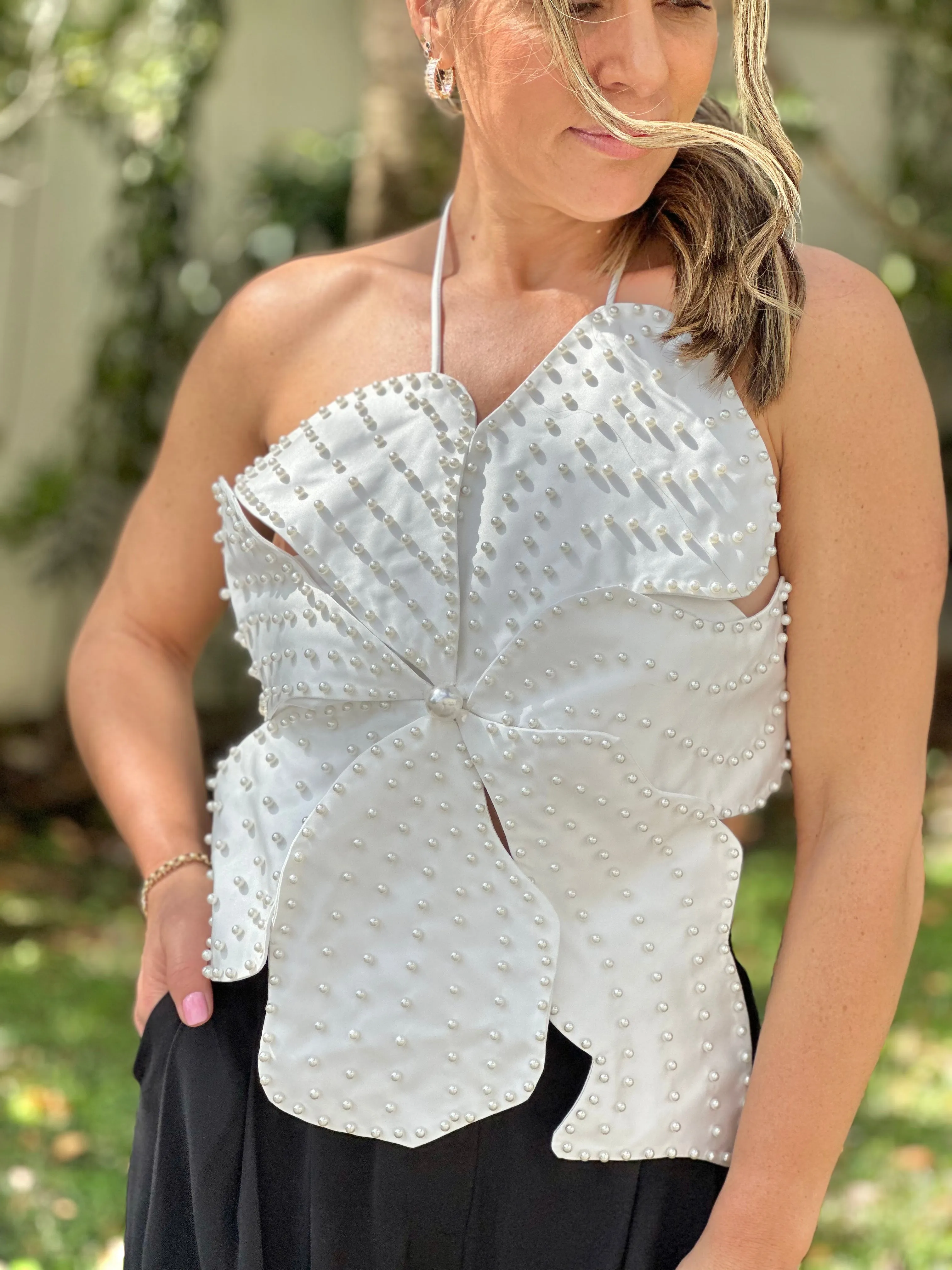"Juliet" Flower-shaped top with pearl embellished details