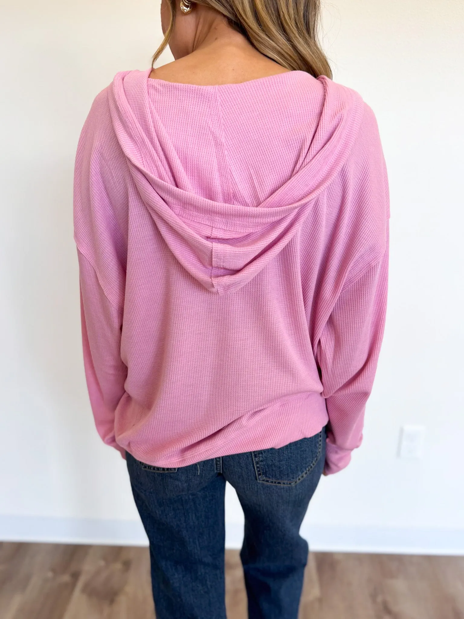 Sascha Relaxed Fit Ribbed Hoodie in Rose Pink