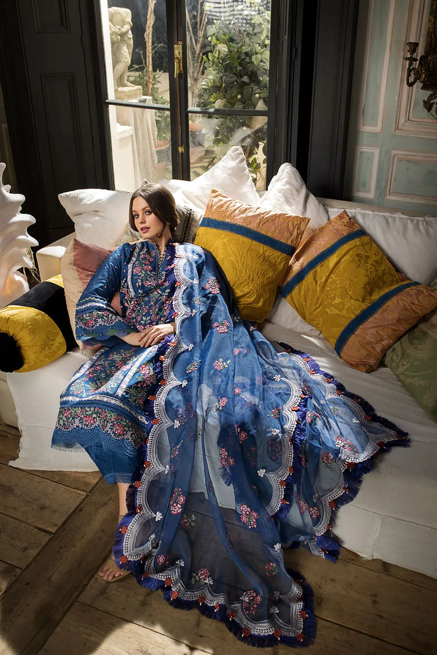 SOBIA NAZIR LUXURY LAWN 2023 | 14A