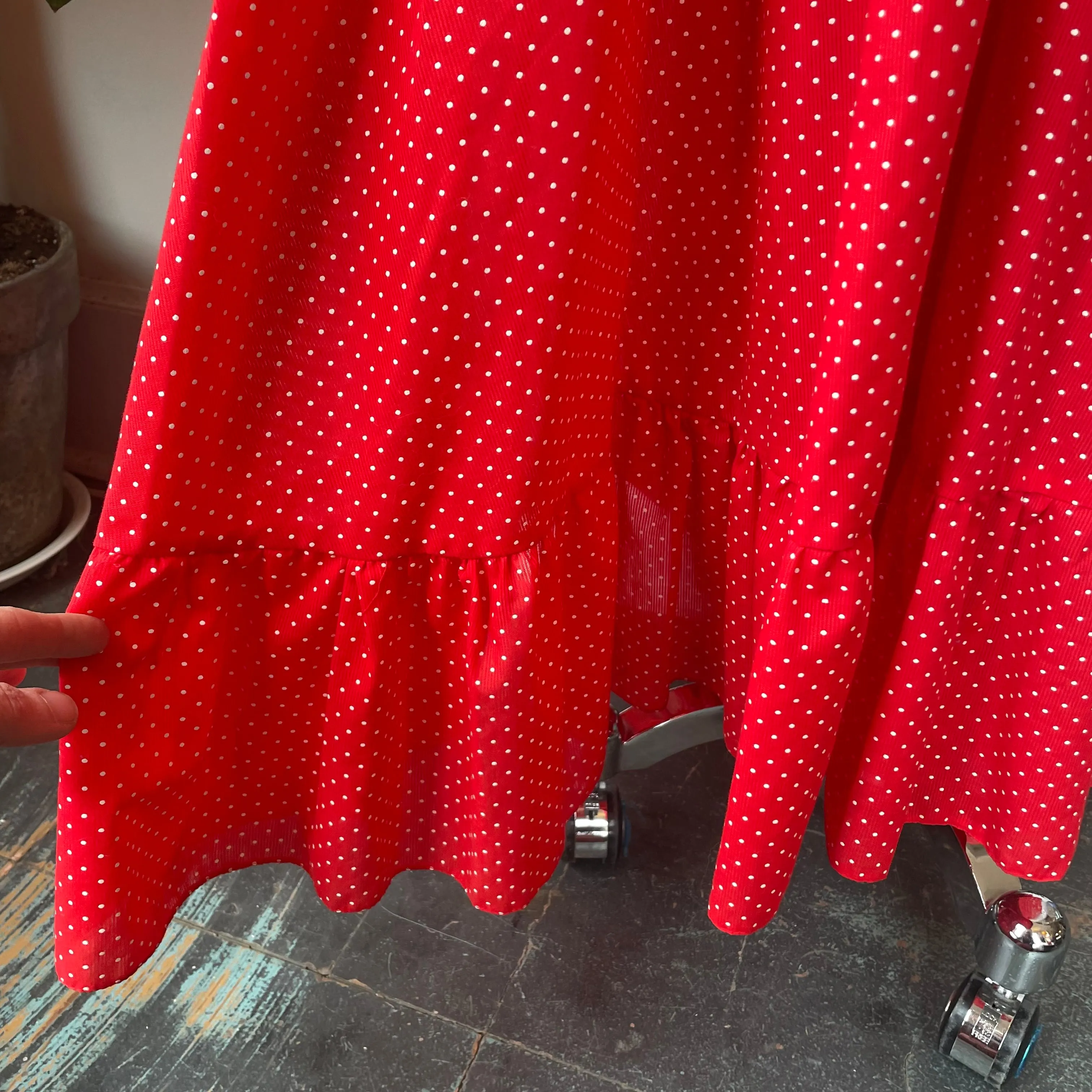 Vintage 60s 70s red and white polka dot halter maxi dress with ruffle collar // boho hippie // spring Flower child (HT2327)