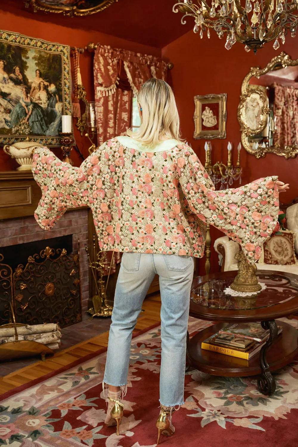 Vintage Garden Nicole Short Kimono