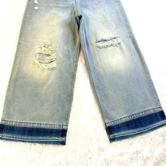 Zara Basic Denim Womens Super Wide Leg Baggy Jeans Size 6 Light Wash Distressed