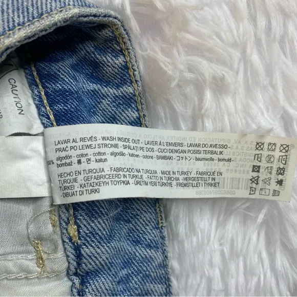 Zara Basic Denim Womens Super Wide Leg Baggy Jeans Size 6 Light Wash Distressed